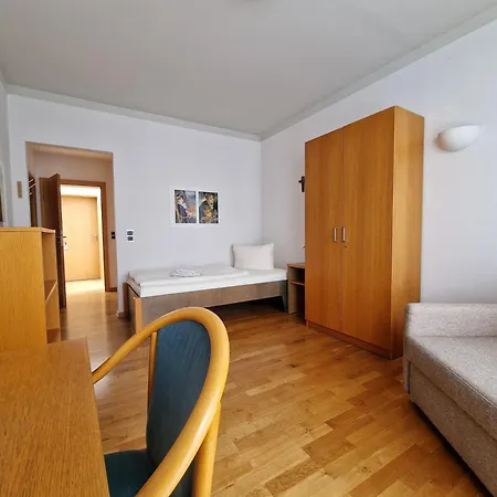 Gaestehaus Dominikus Hotel