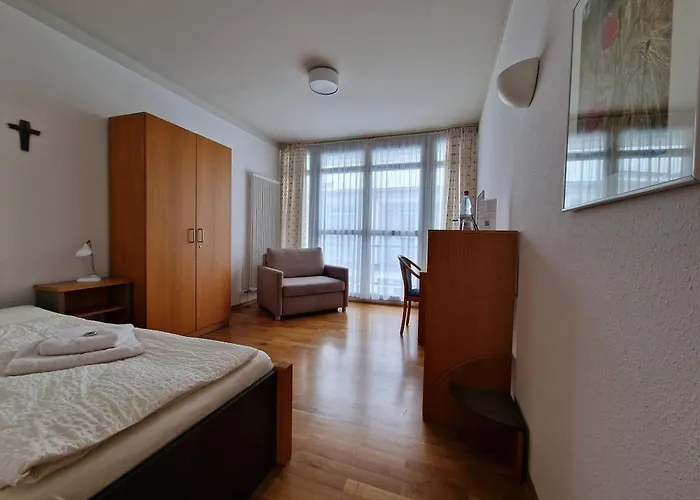 فندق Gaestehaus Dominikus لبسيا